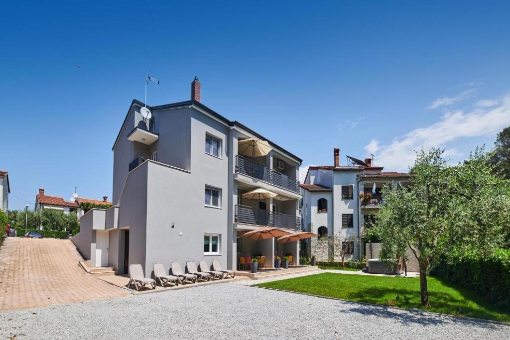 Apartments Martello Garden Porec Exterior photo