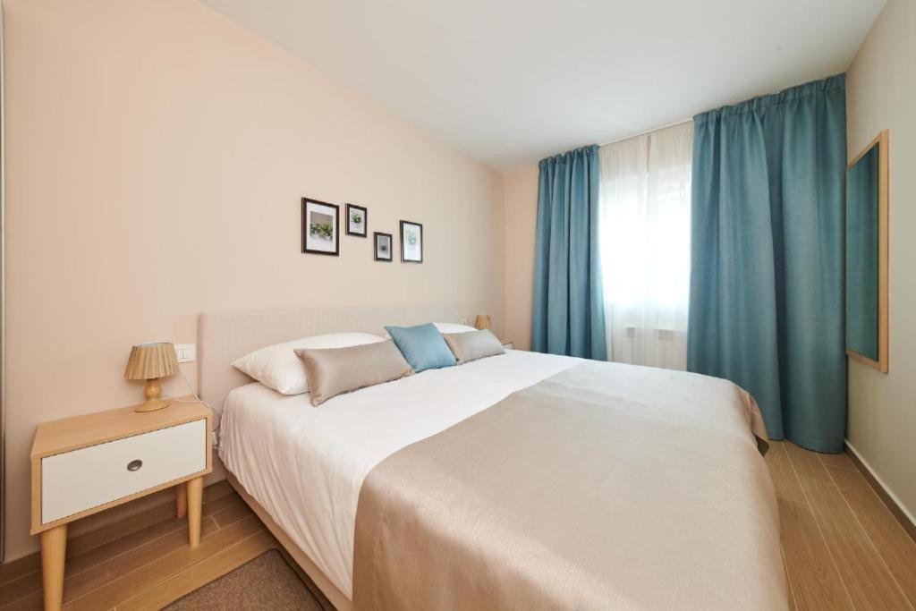 Apartments Martello Garden Porec Exterior photo