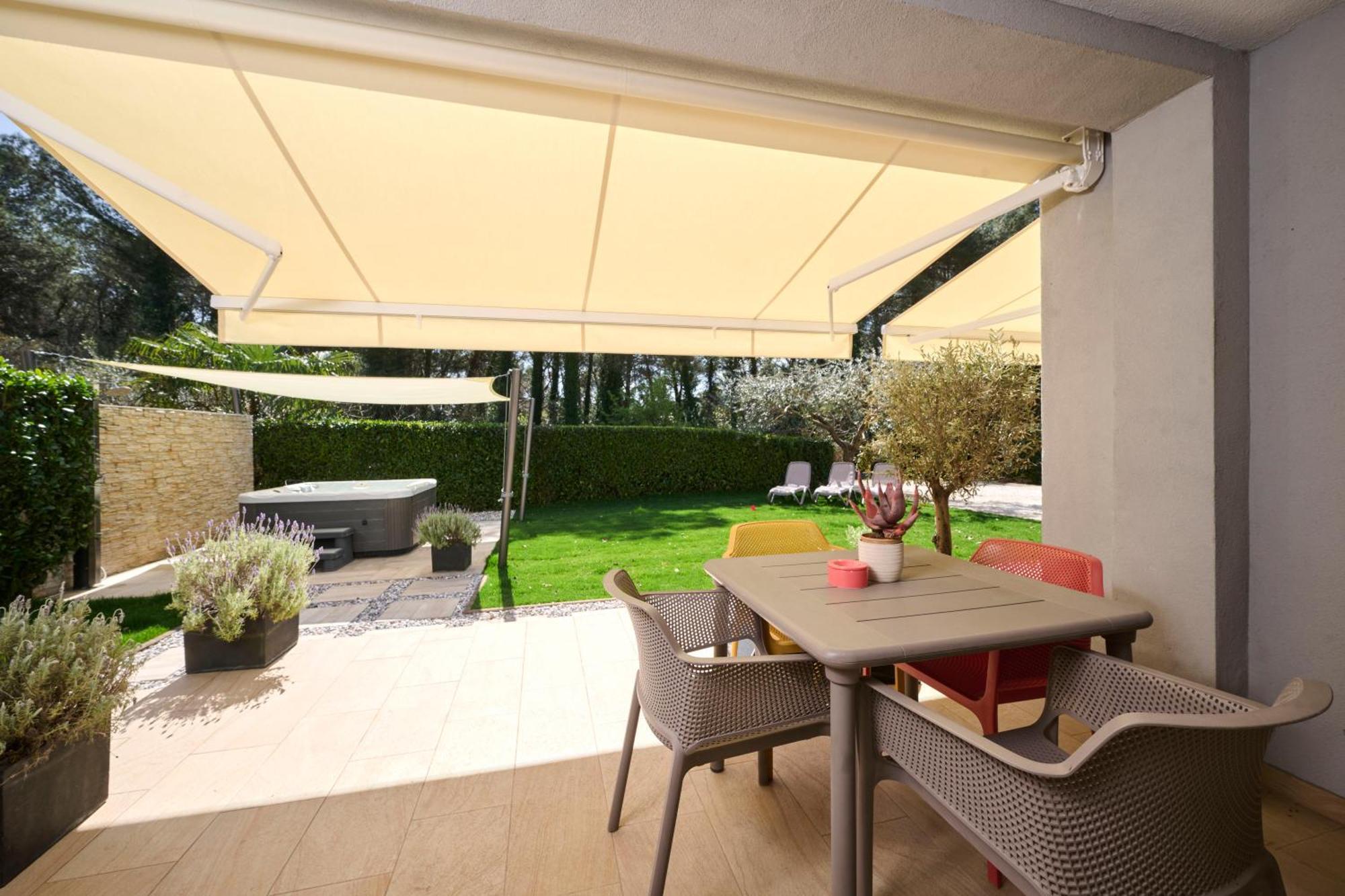 Apartments Martello Garden Porec Exterior photo